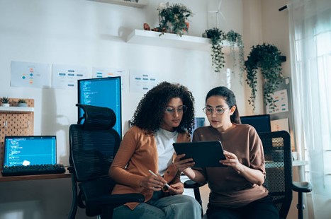 How Is AI Image Editing Revolutionizing Social Media Content Creation?